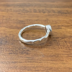 Unisex Garnet Stone <b>925</b> <b>Silver</b> <b>Ring</b> 2.6 Grams Minimalist Everyday Wear - Product Image 3