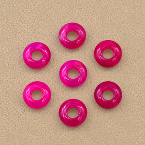 Colgante de Calcedonia Rosa Intenso Liso en Forma de Donut de 15mm para Fabricación de Joyas, Sanación con Cristales, Reiki y Amuleto Energético - Product Image 6