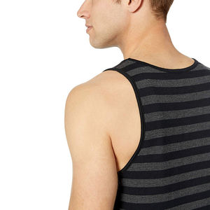 Débardeur tricoté rayé à col rond pour homme – Débardeur décontracté sans manches en tissu recyclé – Gilet de sport durable pour homme - Product Image 6