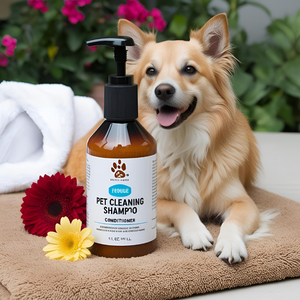 แชมพูสำหรับสัตว์เลี้ยงที่อ่อนโยนไม่มีน้ำตาส่วนผสมออร์แกนิกและดอกมะลิเข้มข้นสำหรับผลิตภัณฑ์ดูแลสัตว์เลี้ยงที่มีผิวบอบบาง - Product Image 1