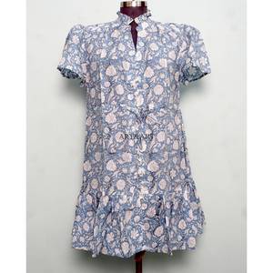 ชุดเดรสผ้าฝ้ายทำมือสไตล์อินเดีย แขนสั้น ลายดอกไม้ สำหรับงานปาร์ตี้ ของขวัญเจ้าสาว แฟชั่นผู้หญิง กระดุมธรรมชาติ  สามารถปรับแต่งได้ - Product Image 2