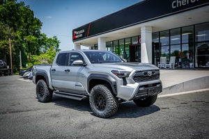 Toyota Tacoma TRD OFF ROAD d'occasion 2024 - Product Image 1