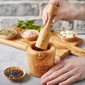 Juego de Mortero y Pilón de Madera Natural con Logotipo Personalizado, Diseño Artesanal, Herramientas Ayurvédicas de la Mejor Calidad, Precio Económico - Product Image 1