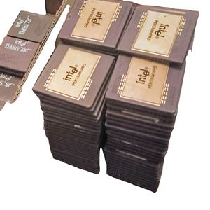 Chatarra de procesadores cerámicos con pines de oro disponible en Tailandia, chatarra de memoria RAM con oro en oferta a precios económicos - Product Image 1