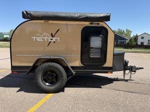 รถพ่วงแคมป์ปิ้งแบบหยดน้ำ Teton X (Atlas) สำหรับการเดินทางออฟโรด - Product Image 1