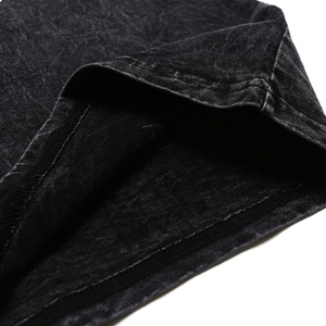 Camiseta sin mangas estilo punk para hombre, con estampado de labios rojos, cuello redondo, de algodón, diseño de logo frontal. - Product Image 4