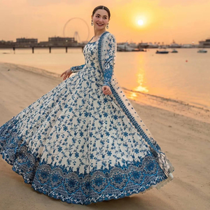 ชุดเดรส Anarkali ปักลายดอกไม้สีขาวและน้ำเงินสุดหรูสำหรับผู้หญิง – ชุดเดรสออกงานยาวดีไซน์เนอร์ - Product Image 1