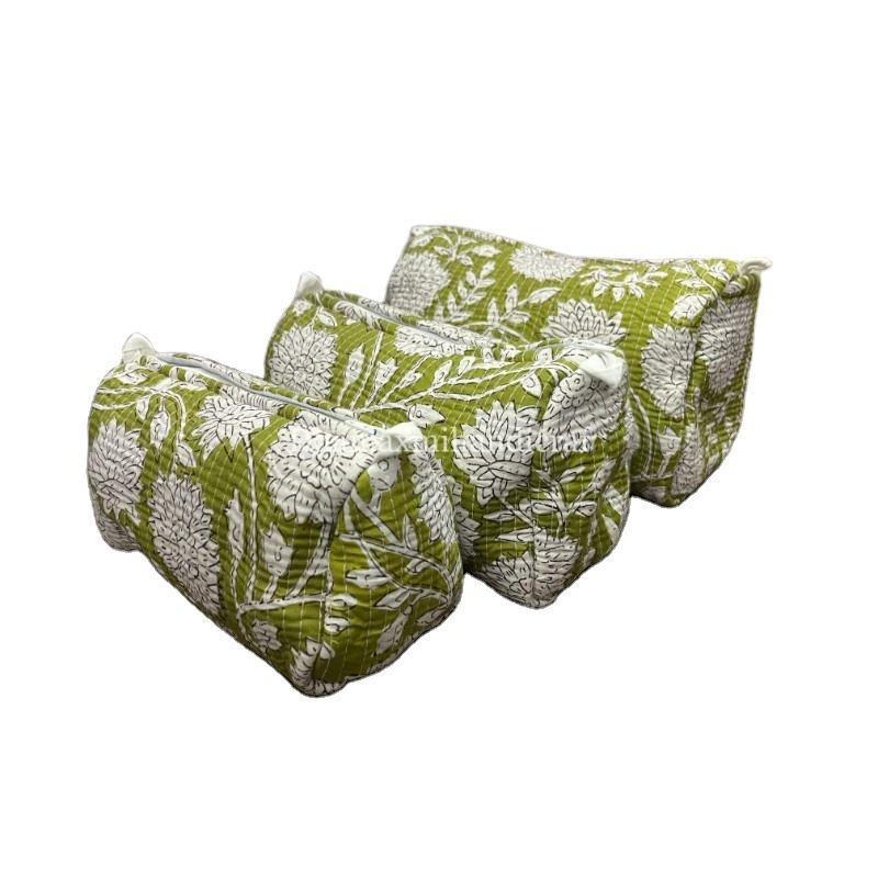 สีเขียวอ่อน