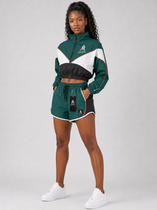 Conjunto Corto de Chaqueta y Pantalones Cortos Cortavientos para Mujer de Alta Calidad, Elegante, Ligero y Cómodo - Product Image 2