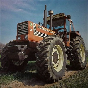 Tracteur Fiat 180-90 d'occasion durable, 90 CV, machine agricole 4x4, moteur et boîte de vitesses en excellent état de fonctionnement, performances robustes - Product Image 3
