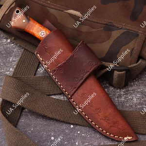 มีดพกพาสำหรับตั้งแคมป์และเอาตัวรอด ทำจากเหล็กกล้าคาร์บอนสูง ตีขึ้นรูปด้วยมืออย่างประณีต ใบมีดแบบฟูลแทงค์ ปลายใบมีดแบบคลิปพอยต์ พร้อมปลอกหนัง ขายส่ง - Product Image 4