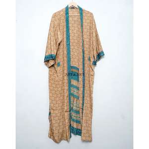 Kimono de Seda Multicolor, Tela de Sari Cosida a Mano, Ropa de Salón para Festivales, Vestido de Sari Indio Reciclado, Hermoso Kimono - Product Image 6