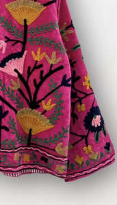 Blouson bomber en velours 100% brodé de motifs floraux colorés Suzani, réversible, style bohème vintage, court, automne hiver été, taille unique - Product Image 4