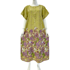 Robe décontractée pour femme, idéale pour la vie quotidienne, confortable en tissu rayonne, par Chrysanta - Product Image 2