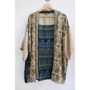 Kimono de Seda Hecho a Mano de Lujo para Mujer, Bata Corta Estampada, Camisón Nupcial, Ropa de Dormir - Product Image 1