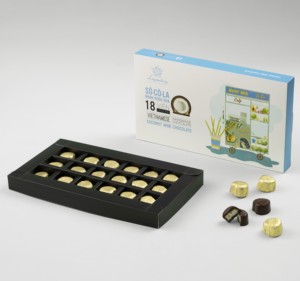 Boîtes de chocolats légendaires fourrées au vin de coco, boîte de chocolats personnalisée pour coffrets cadeaux et souvenirs - Product Image 2