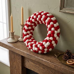 Guirlande de Noël en feutre de laine rouge et blanc faite à la main, non toxique, sans danger pour les enfants, avec pompons, pour la décoration de la maison et les fêtes - Product Image 5