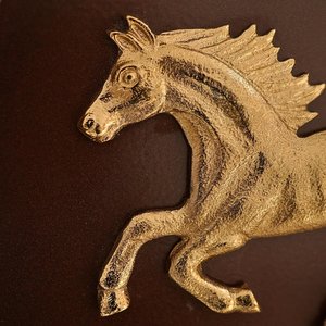 Plaque murale en métal artisanale moderne en forme de cheval, marron café et or, 8,4 pouces, plaque décorative pour bar ou récompenses - Product Image 6