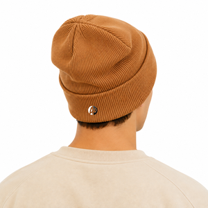 Bonnet pour homme en tissu tricoté chaud, motif côtelé, coupe ajustée et toucher doux, conçu pour les promenades hivernales et les activités de plein air - Product Image 3