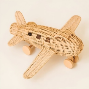 Aviones de juguete bonitos para bebés, aviones de ratán hechos a mano, juguetes de aviones de tamaño mini. - Product Image 1