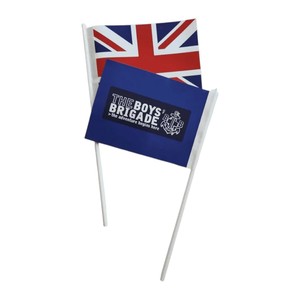 Drapeaux rectangulaires portables personnalisés en polyester avec mât en acrylique, imprimés numériquement pour activités promotionnelles - Product Image 4