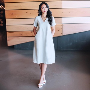 Robe midi 100 % coton pour femme, col en V, manches courtes, coupe ample, taille haute, style A-line, vintage, été, poches, couleur unie, respirante, tissée - Product Image 1