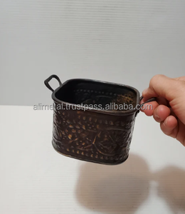 Porte-plantes d'intérieur/extérieur en métal vintage entièrement personnalisables pour décorations de pots de fleurs de jardin, de balcon et de ferme - Product Image 6