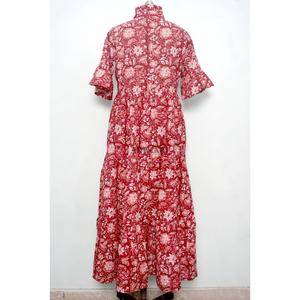 เดรสยาวผ้าฝ้ายพิมพ์ลายสีแดง คอสูง แขนทรงระฆัง พิมพ์ลายดอกไม้ ผ้าฝ้ายผสมลินิน พร้อมเข็มขัด - Product Image 6