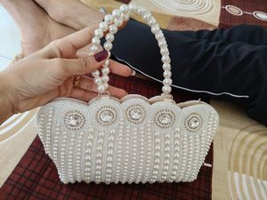 Bolso de mano de perlas de moda para despedida de soltera y monedero hecho a mano para fiestas y eventos de Tradebyd - Product Image 1