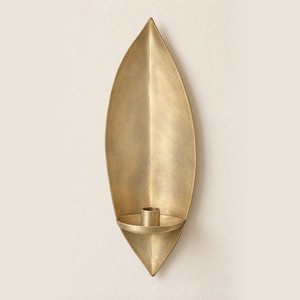Applique murale en laiton satiné faite à la main, forme de feuille, porte-bougie conique, décoration murale pour hôtel et restaurant - Product Image 1