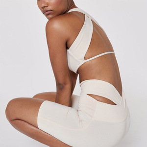 Sujetador deportivo ligero con espalda cruzada para mujer, para yoga y fitness, con diseño hueco - Product Image 2