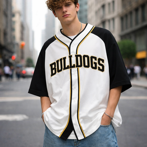 T-shirt de baseball vintage pour homme, manches raglan, coton épais, style streetwear, logo personnalisé - Product Image 2