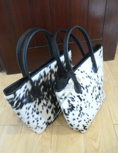 Bolso Tote de Cuero Vacuno al por Mayor, Estampado Animal Blanco y Negro, Bolso de Lujo, Bolso de Hombro de Cuero Genuino Hairon - Product Image 6