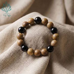 สร้อยข้อมือไม้กฤษณาธรรมชาติที่ต้องมี รุ่น AL-SB-0014-12 สำหรับสวมใส่ทุกวัน ประดับด้วยลูกปัดปะการัง 5 เม็ด และลูกปัดไม้กฤษณา 12 เม็ด กลิ่นหอมเฉพาะตัว - Product Image 2