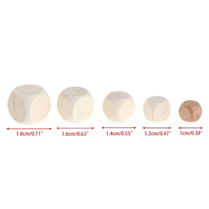 Dés en bois non finis, cubes à coins arrondis, vierges et gravables pour l'artisanat DIY, les jeux de société et les fêtes - Product Image 2