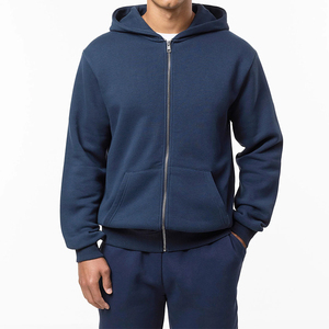 Conjunto Deportivo Personalizado para Hombre con Capucha, Sudadera de Algodón y Felpa, Ropa Deportiva Urbana, Corte Regular con Bolsillos Laterales - Product Image 3