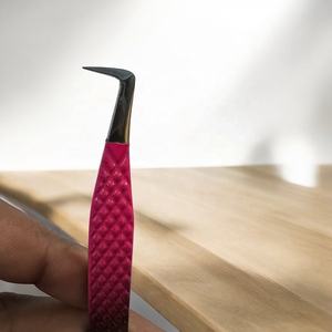 Pince à épiler professionnelle OBEXA pour extensions de cils, 90 degrés, 10 mm, pointe dentelée, acier inoxydable, outil pour cils avec logo personnalisé - Product Image 2