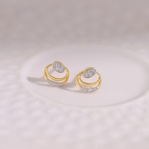 Boucles d'oreilles clous en or jaune avec diamants de laboratoire double ovale - Product Image 3