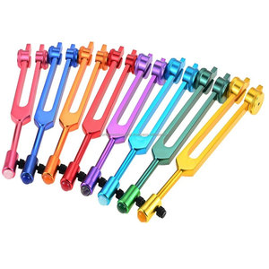 Ensemble d'instruments colorés en alliage d'aluminium avec diapasons, maillets et sac de transport pour la thérapie sonore ORL et l'équilibrage des chakras - Product Image 2