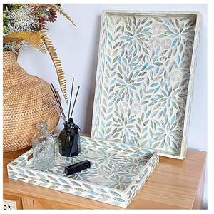 Bandejas Decorativas Contemporáneas de Nácar con Diseño Limpio y Elegancia Natural de Concha - Product Image 6