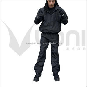 Veste en nylon légère personnalisée coupe-vent capuche zippée hiver pantalon de survêtement évasé ensemble de jogging survêtement pour jogging ensemble de pantalon de survêtement - Product Image 1