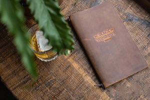 Porta Menús de Cuero Genuino de Lujo para Restaurante, Cafetería, Bar, Mesa de Comedor, Exhibición de Menús LMC-0154 - Product Image 3