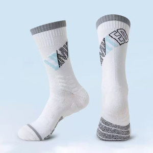 Chaussettes de basketball professionnelles - Semelle épaissie en tissu éponge, absorption des chocs, hauteur mi-mollet, tricotées - Product Image 3