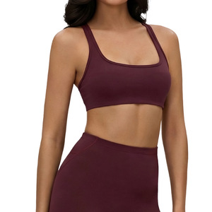 สปอร์ตบราผู้หญิงรุ่นใหม่ คุณภาพดี น้ำหนักเบา ไร้ตะเข็บ สำหรับโยคะ ฟิตเนส ออกกำลังกาย โลโก้ด้านหน้า บริการ OEM ราคาดีที่สุด - Product Image 1