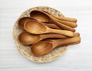 Export Quality Handmade Olive Wood Wooden Serving <b>Spoon</b> Premium Rustic Kitchen Tool Natural Grain Cooking <b>Spoon</b> for Wholesale - Product Image 6