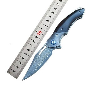 Couteau pliant tactique de survie et utilitaire, lame en acier Damas de qualité industrielle, fabrication OEM sur mesure, pointe tombante, verrouillage à glissière arrière - Product Image 1