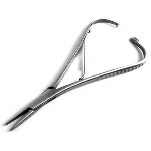 Portaagujas Mathieu de Ortodoncia Dental de Calidad Premium, 14 cm, Acero, Manual, TC, Dorado, con Certificación CE, para Uso Hospitalario, SurgiRight - Product Image 4