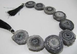 Cuentas de Cuarzo Solar Gris con Forma Elegante, Hilo de 10 Pulgadas de Largo para la Fabricación de Joyas - Product Image 3