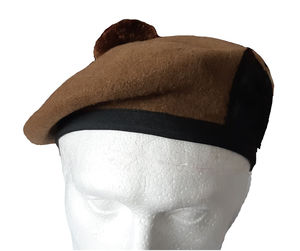 Sombrero Balmoral Distintivo con un Diseño Clásico, Ideal para Reuniones en las Tierras Altas y Celebraciones Formales - Product Image 5