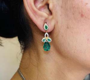 Pendientes Colgantes de Esmeralda Natural en Plata de Ley 925 con Baño de Oro de 14K, Corte Pera, Joyería Elegante para Bodas y Fiestas, Regalo de Piedras Preciosas para Mujer - Product Image 2